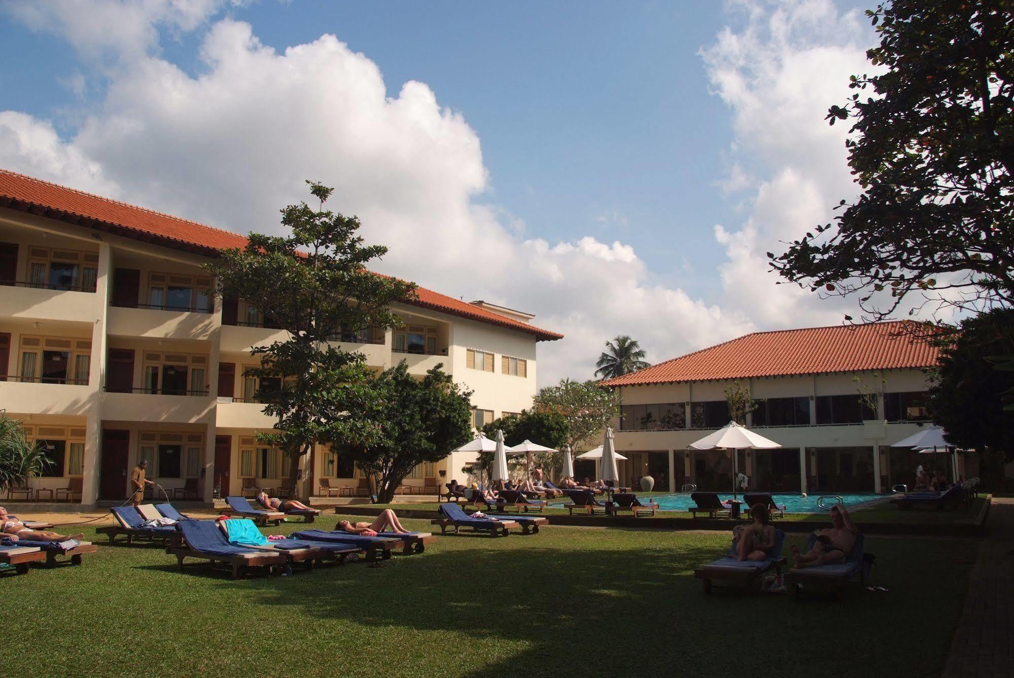 Mermaid Hotel & Club Kalutara Eksteriør bilde